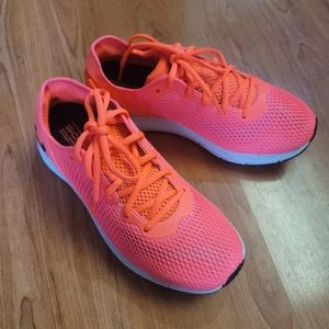 Neon Pink Under Armour Sonic HOVR